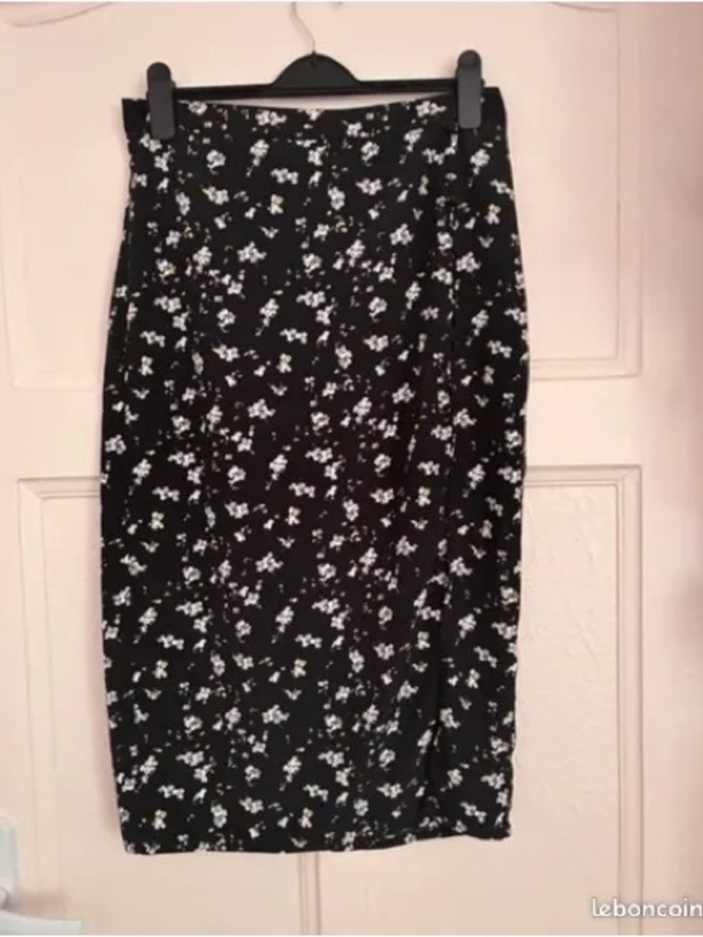 Black Floral Midi Skirt - Women's Classic Print